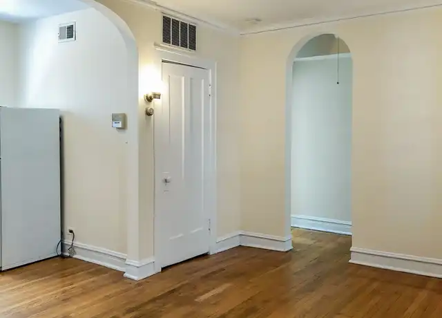 Property at 3618 N Marshfield Ave Unit 2B, Chicago, IL, 60613, 1 bed, 1 bath, [object Object]