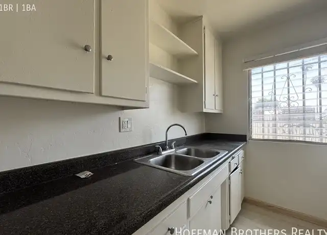 Property at 1434 S Orange Dr Unit 4, Los Angeles, CA, 90019, 1 bed, 1 bath, [object Object]