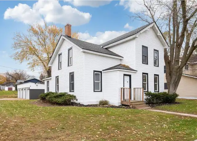 Property at 438 3rd Ave W Unit 3-4, Shakopee, MN, 55379, 3 beds, 2 baths, [object Object]