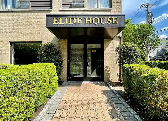 Property at Elide House (2 Park) - 2 Park Ave, Eastchester, NY, 10709, 1 bed, 1 bath, [object Object]