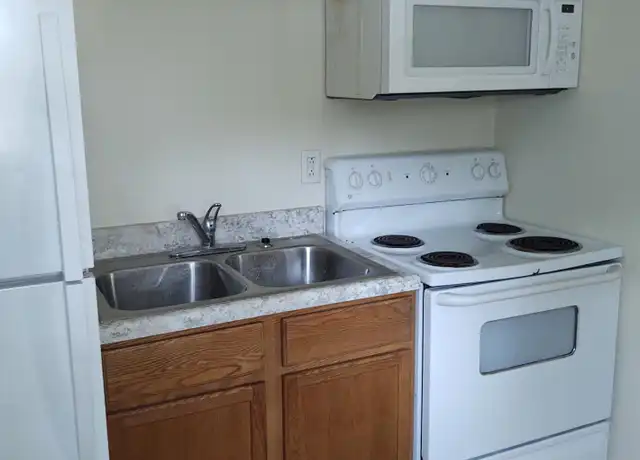 Property at 2654 Old Lewis Rd Unit 10, Johnson City, TN, 37601, 1 bed, 1 bath, [object Object]
