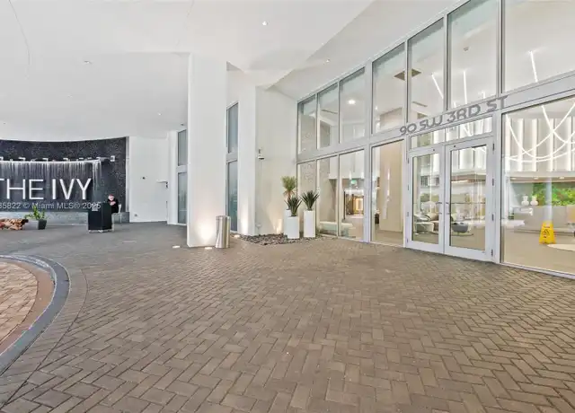 Property at 90 SW 3rd St #2406, Miami, FL, 33130, 2 beds, 2 baths, [object Object]