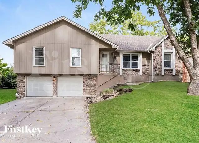 Property at 14504 Laquinta Dr, Grandview, MO, 64030, 3 beds, 2.5 baths, [object Object]