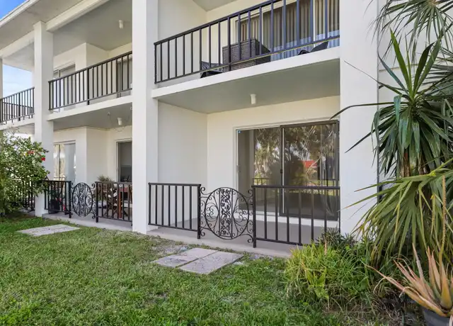 Property at 4420 37th St S #4, Saint Petersburg, FL, 33711, 1 bed, 1 bath, [object Object]