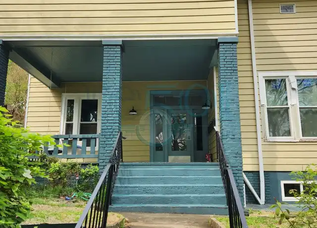 Property at 900 N Pine St Unit 4, Little Rock, AR, 72205, 1 bed, 1 bath, [object Object]