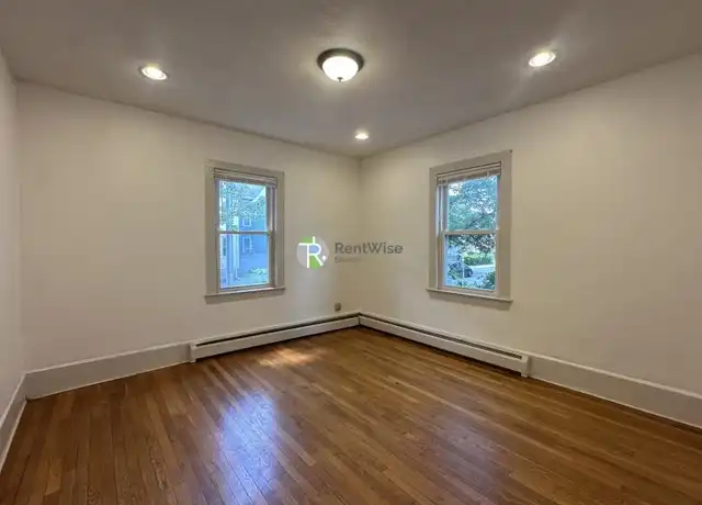 Property at 333 Medford St, Malden, MA, 02148, 1 bed, 1 bath, [object Object]