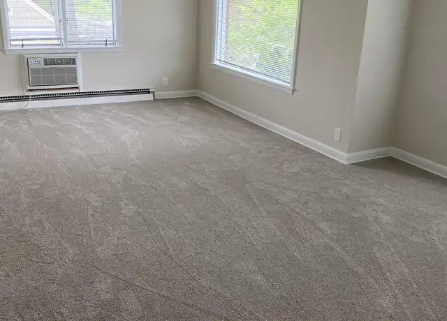 Property at 9425 W North Ave Unit 9425, Wauwatosa, WI, 53226, 2 beds, 1 bath, [object Object]