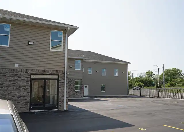 Property at Rayan Property - 16515 W Outer Dr, Dearborn Heights, MI, 48127, 1-2 bed, 1 bath, [object Object]