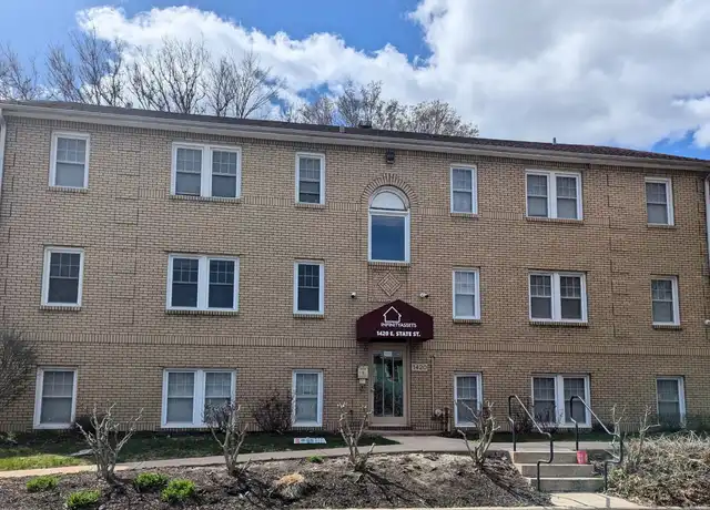 Property at 1420 E State St Unit 11, Rockford, IL, 61104, 1 bed, 1 bath, [object Object]