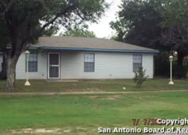 Property at 927 W Formosa Blvd Unit 4, San Antonio, TX, 78221, 2 beds, 1 bath, [object Object]