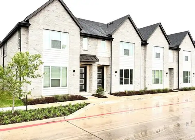 Property at 5 Red Hawk Dr, Farmers Branch, TX, 3 beds, 2.5 baths, [object Object]