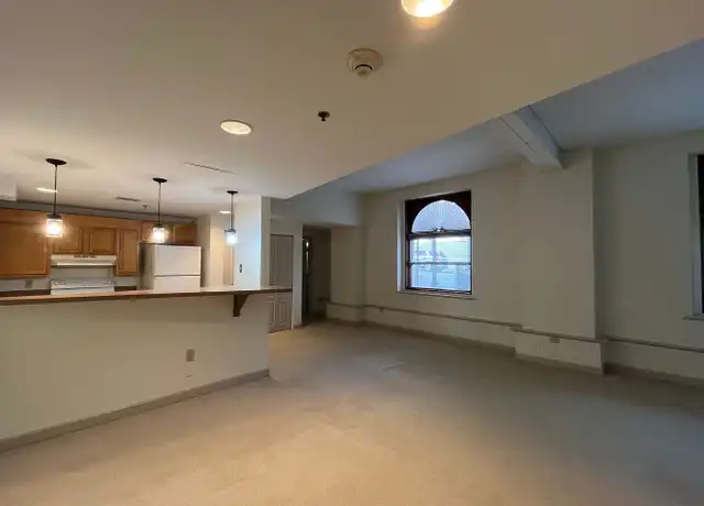 Property at 8 N Jefferson St Unit 103, Roanoke, VA, 24016, 2 beds, 2 baths, [object Object]