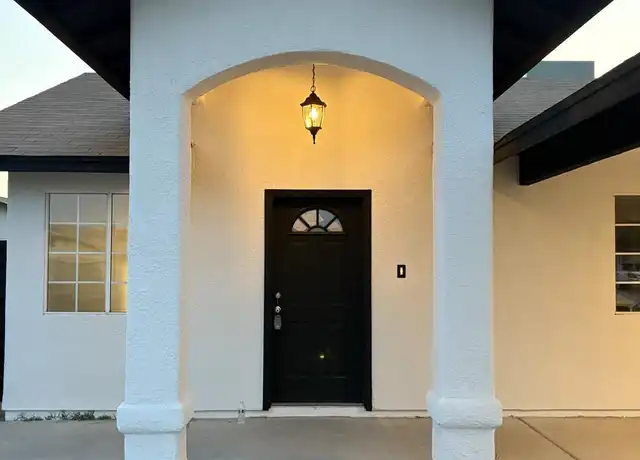 Property at 574 N Bernal Dr, San Luis, AZ, 85336, 3 beds, 2 baths, [object Object]