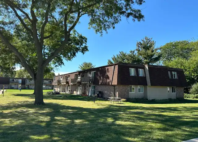 Property at 2015 Greenway Cross Unit 2025-5, Fitchburg, WI, 53713, 1 bed, 1 bath, [object Object]