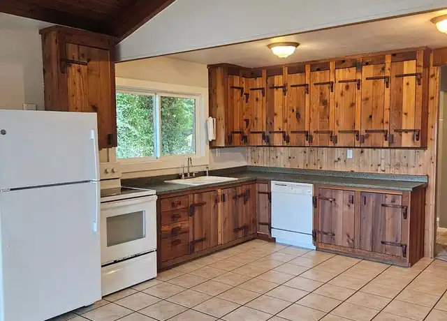 Property at 33196 Sunset Beach Ln, Warrenton, OR, 97146, 2 beds, 1 bath, [object Object]