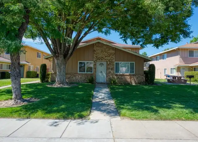 Property at 2209 Palisade Ave, Modesto, CA, 95350, 2 beds, 1 bath, [object Object]