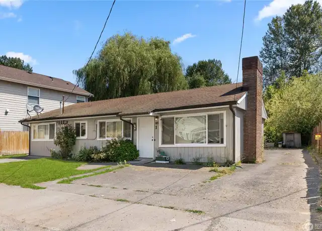 Property at 758 Woodford Ave N Unit 1, Kent, WA, 98031, 2 beds, 1 bath, [object Object]