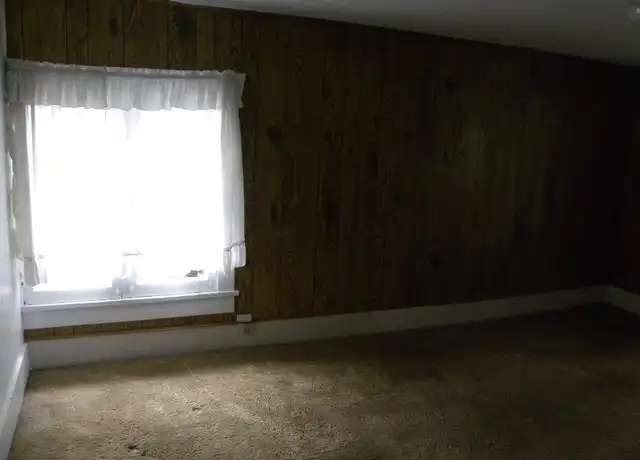Property at 320 E 400 N Unit 2, Logan, UT, 84321, 1 bed, 1 bath, [object Object]