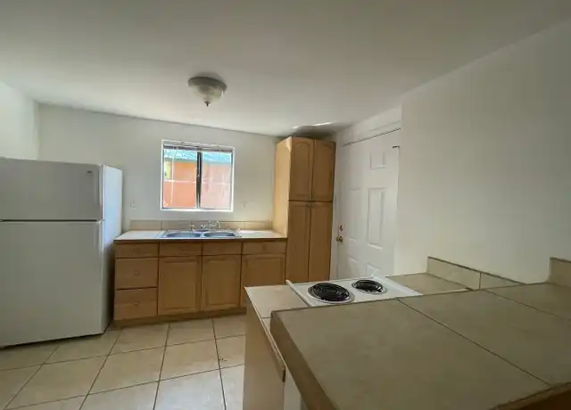 Property at 717 Camino Porvenir Unit D, Santa Fe, NM, 87505, 1 bed, 1 bath, [object Object]