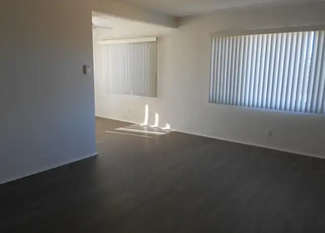 Property at 815 Flora Dr Unit 4, Inglewood, CA, 90302, 2 beds, 1 bath, [object Object]