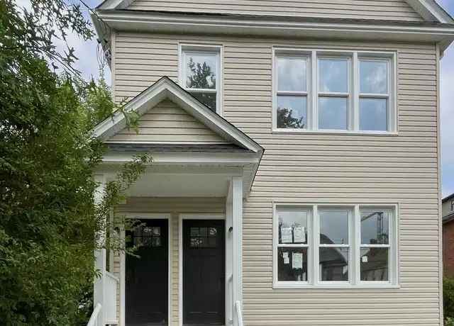 Property at 108 W Price St Unit 2, Linden, NJ, 07036, 2 beds, 1 bath, [object Object]