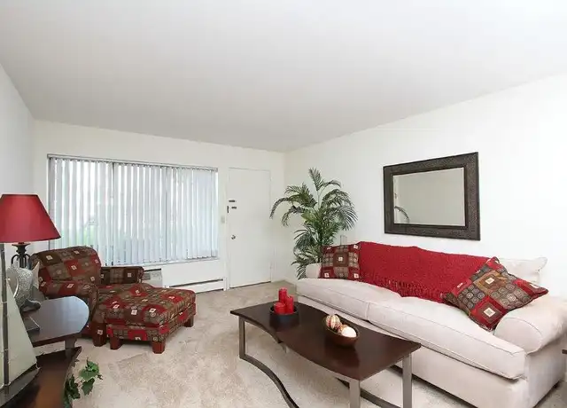 Property at Garden Arms - 3519 Secor Rd, Toledo, OH, 43606, 1-2 bed, 1 bath, [object Object]