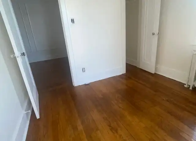 Property at 39 Jeanette St Unit 4, Albany, NY, 12209, 2 beds, 1 bath, [object Object]