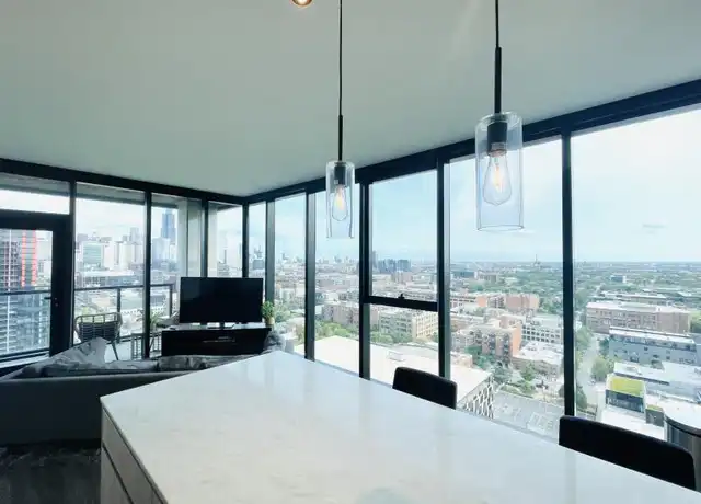 Property at 125 S Jefferson St, Chicago, IL, 60661, 1 bed, 1 bath, [object Object]