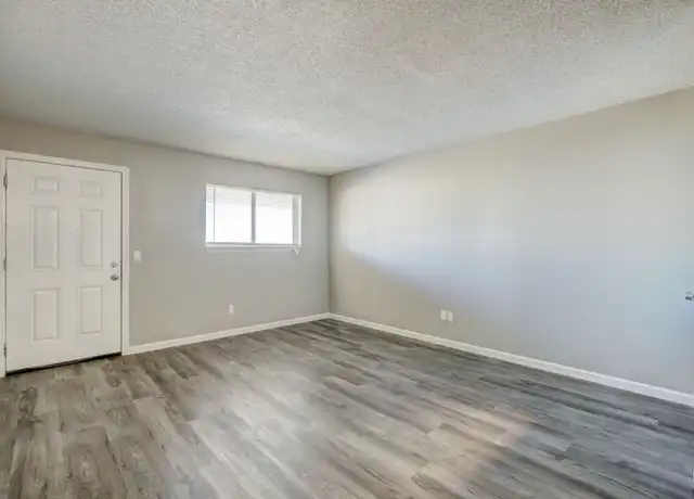 Property at 1012 Chartrand Ave Apt 1, Edmond, OK, 73034, 1 bed, 1 bath, [object Object]
