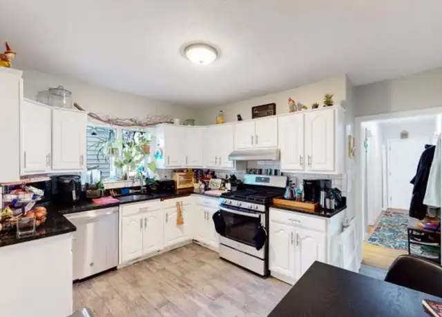 Property at 11 Partridge Ave, Somerville, MA, 02145, 3 beds, 1 bath, [object Object]