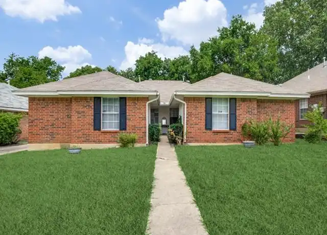 Property at 510 Strata Dr, Denton, TX, 76201, 2 beds, 2 baths, [object Object]