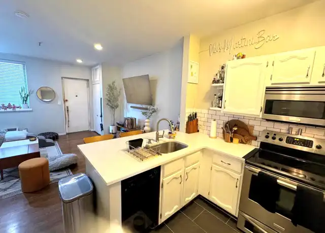 Property at 41 1st St Unit 3B, Hoboken, NJ, 07030, 1 bed, 1 bath, [object Object]