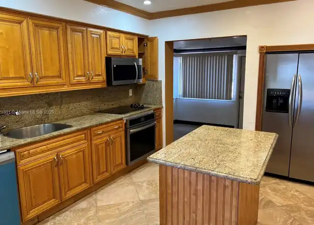 Property at 2510 Wiley St, Hollywood, FL, 33020, 3 beds, 2 baths, [object Object]