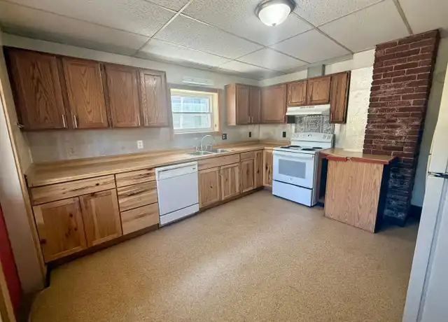 Property at 716 Washington St, Wausau, WI, 54403, 3 beds, 2 baths, [object Object]