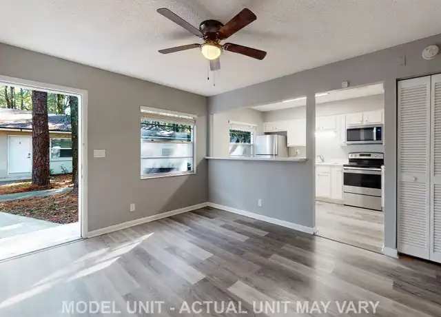 Property at 5424 101st St, Jacksonville, FL, 32210, 1 bed, 1 bath, [object Object]