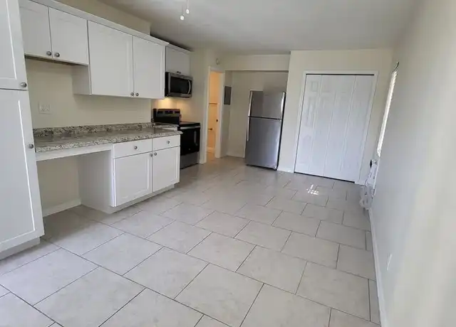 Property at 1425 Oak St Unit Oak 3, Melbourne, FL, 32901, 0 beds, 1 bath, [object Object]