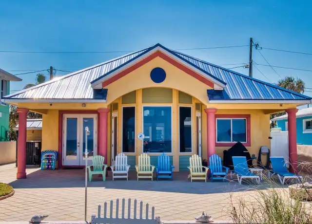 Property at 811 N Atlantic Ave, New Smyrna Beach, FL, 32169, 3 beds, 2 baths, [object Object]