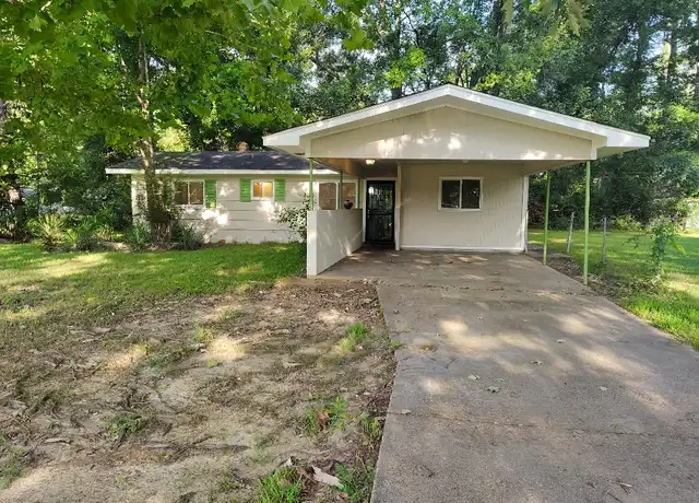 Property at 5344 Queen Mary Ln, Jackson, MS, 39209, 3 beds, 1 bath, [object Object]
