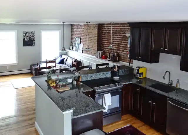 Property at 17 Mount Vernon St Unit 3C, Boston, MA, 02129, 3 beds, 2 baths, [object Object]