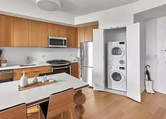 Property at 625 W 57th St Unit 2252, New York, NY, 10019, 2 beds, 2 baths, [object Object]