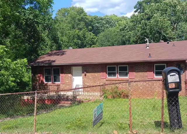 Property at 305 N Franklin St, Reidsville, NC, 27320, 3 beds, 1 bath, [object Object]