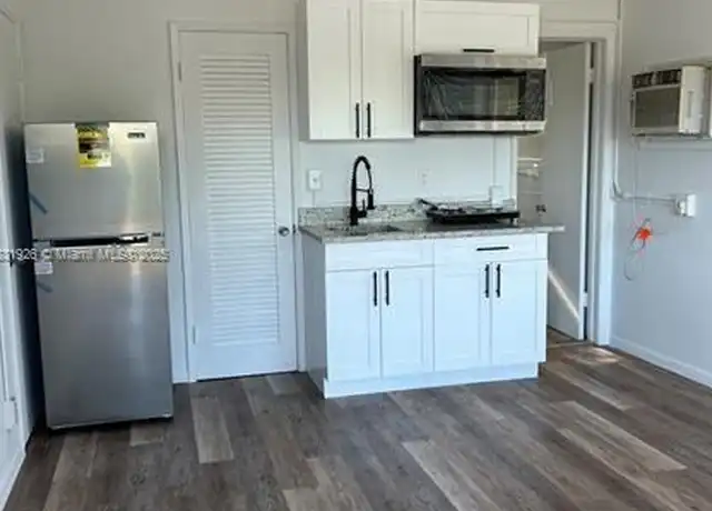 Property at 5741 NE 18th Ave Unit 4a, Fort Lauderdale, FL, 33334, 0 beds, 1 bath, [object Object]