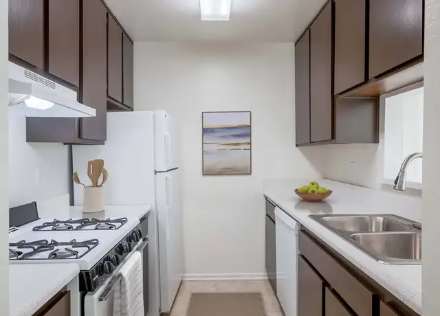 Photo of 113 S U St, Lompoc, CA 93436
