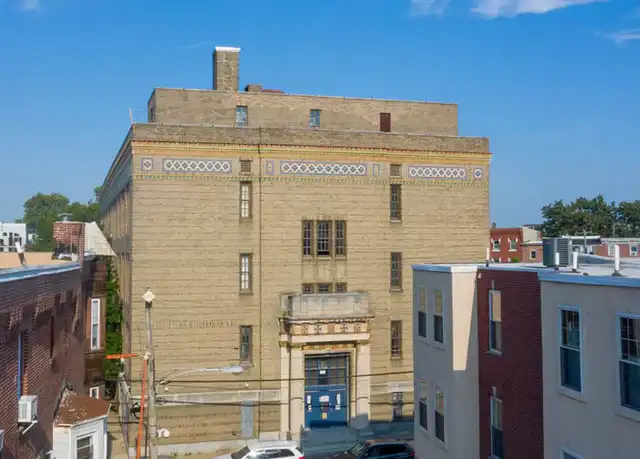 Property at Darrah School Reality - 718 N 17th St, Philadelphia, PA, 19130, 3 beds, 1-2 bath, [object Object]