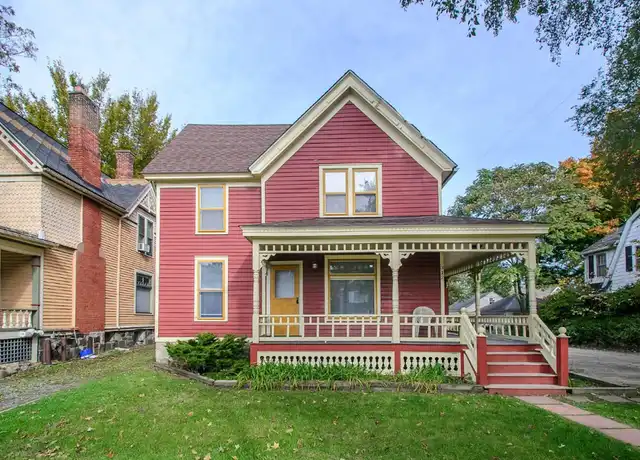Property at 312 Washtenaw Rd, Ypsilanti, MI, 48197, 5 beds, 1.5 baths, [object Object]