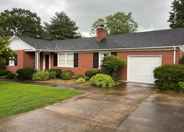 Property at 512 Magnolia St, Bowling Green, KY, 42103, 3 beds, 1.5 baths, [object Object]