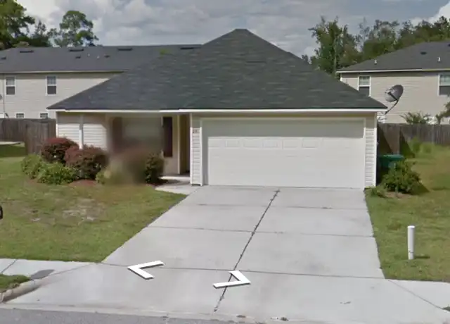 Property at 2741 Pineview Dr, Valdosta, GA, 31602, 3 beds, 2 baths, [object Object]