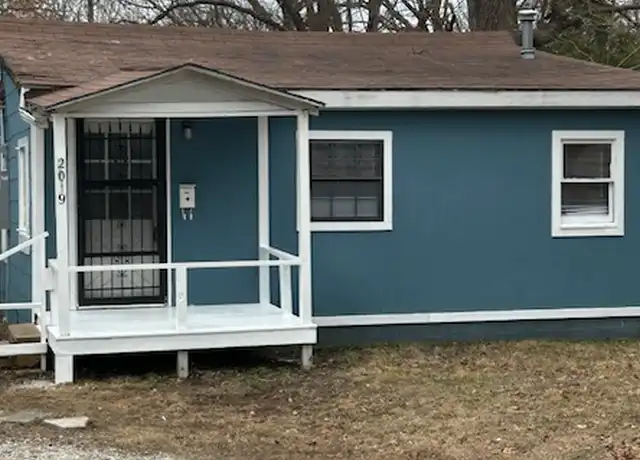 Property at 2019 N Weller Ave, Springfield, MO, 65803, 2 beds, 1 bath, [object Object]