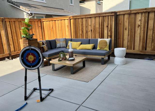 Photo of 233 Wooley Creek Way, Brentwood, CA 94513