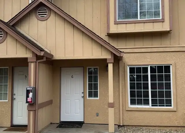Property at 725 W 4th Ave Unit 6, Chico, CA, 95926, 2 beds, 2.5 baths, [object Object]